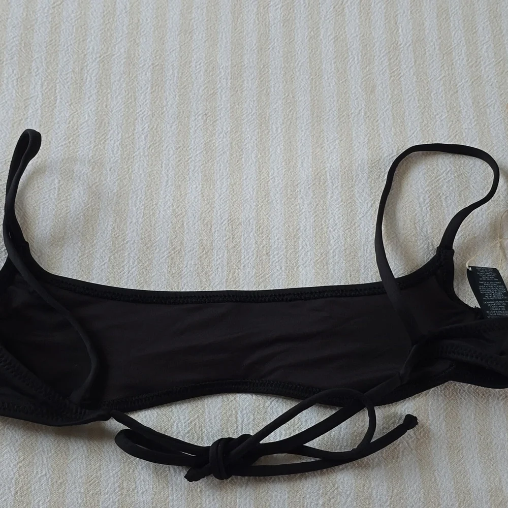 SKIMS Swim Micro Scoop Bikini Top Size:XXS Onyx
